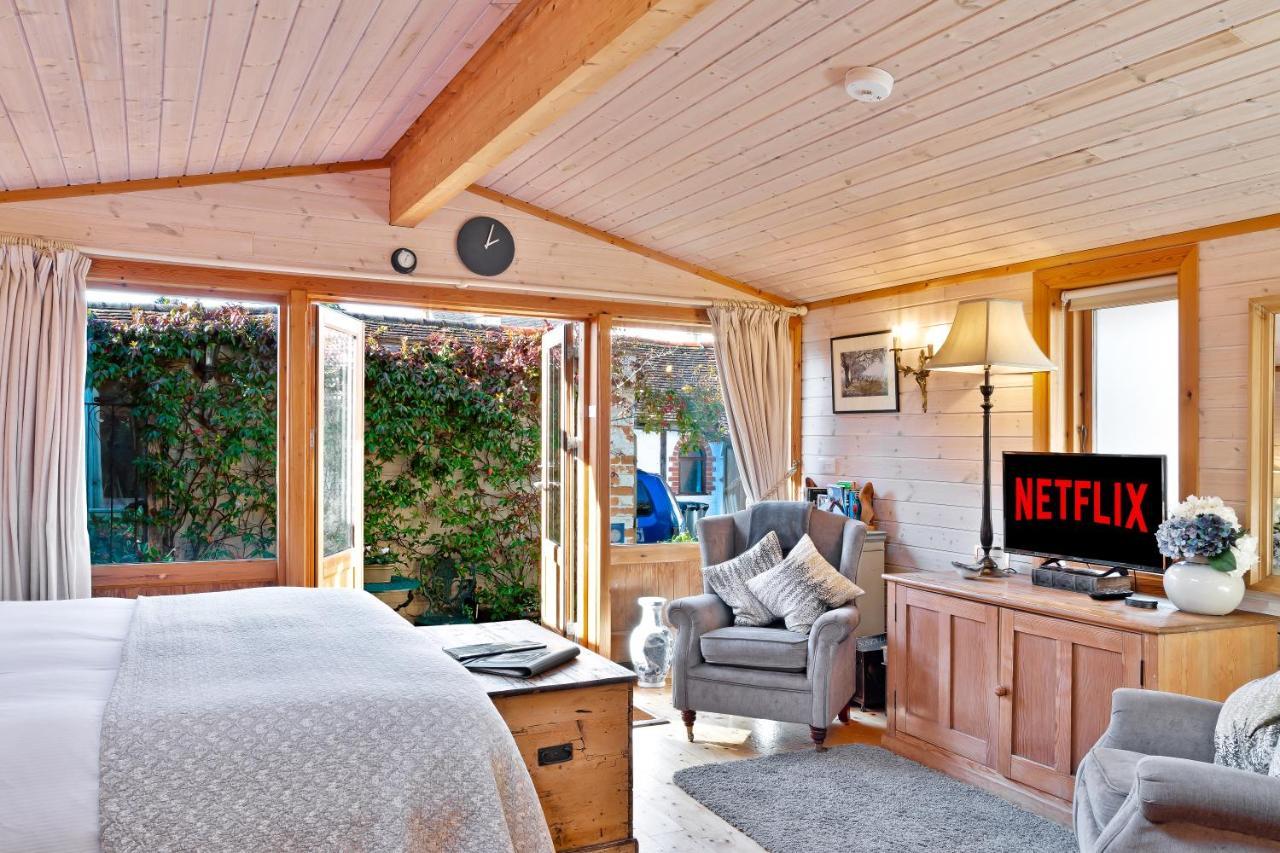 The Lodge - Luxury Lodge With Super King Size Bed, Kitchen & Shower Room Hurstpierpoint 外观 照片